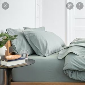 Tuft and Needle Percale Sheet Set